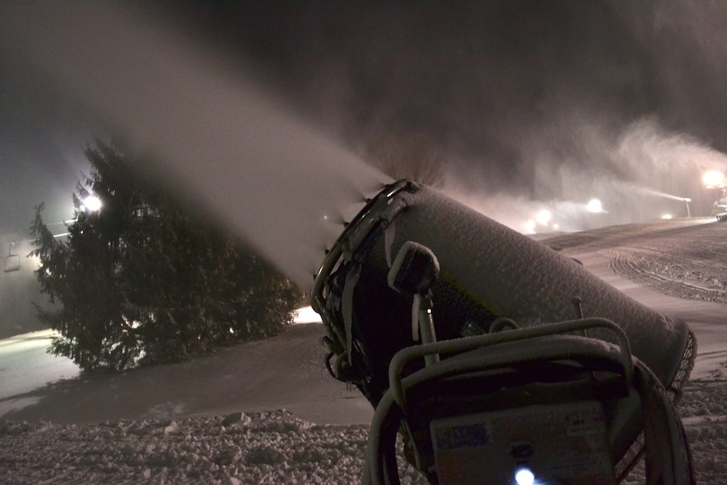 Cranking Snowmaking For Holiday Weekend